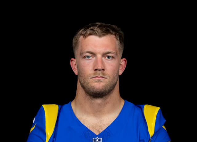 Dean Connors headshot