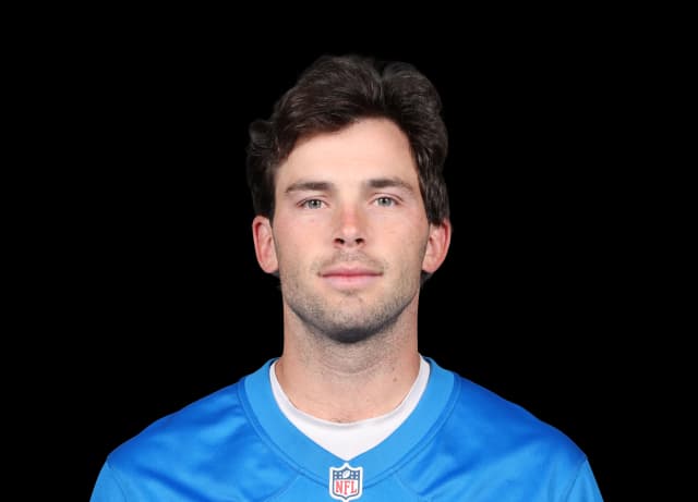 Jake Bates headshot