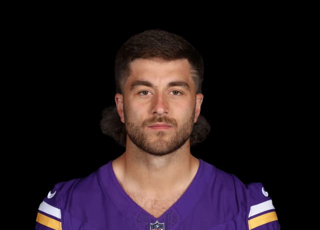 Gavin Bartholomew headshot